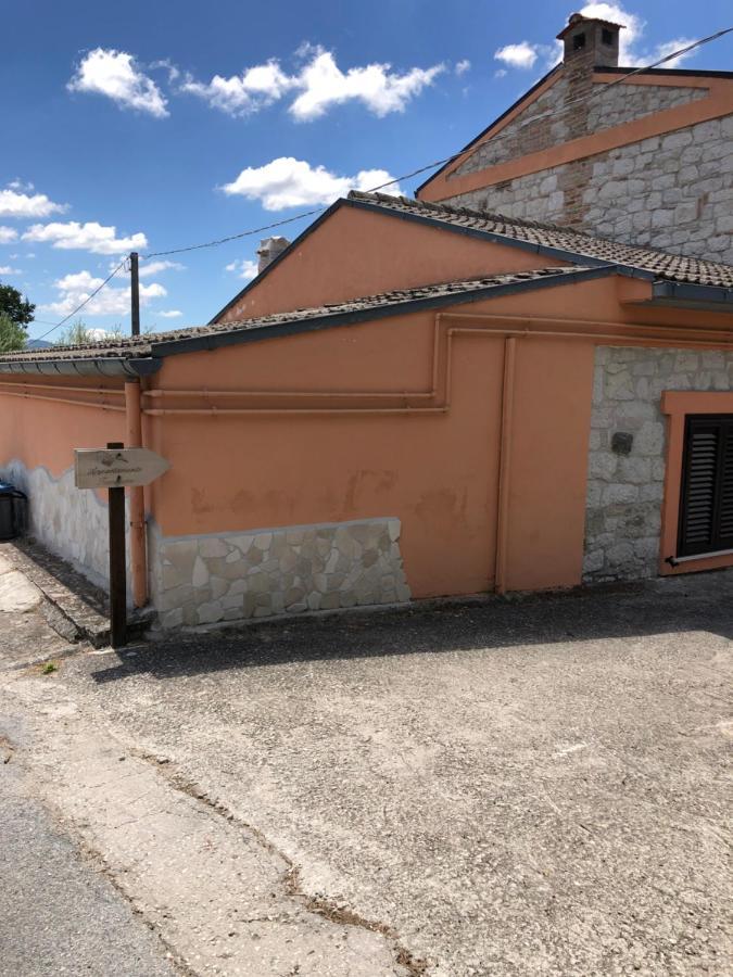 Appartamento Tamburro Campobasso Exteriör bild